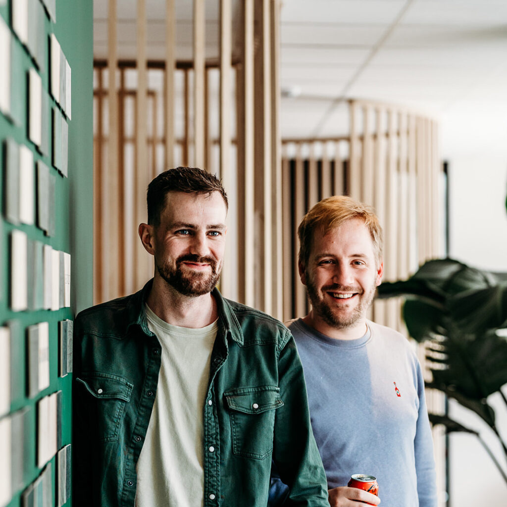 Jordy Vervloet & Alexander Temmerman die naast elkaar staan